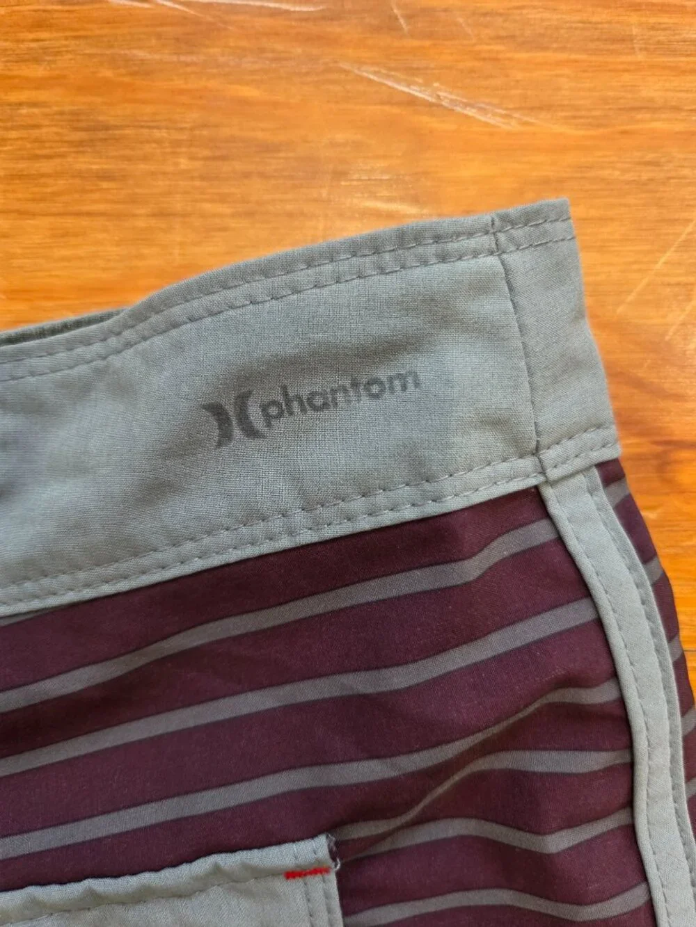 Men's Hurley Phantom Board Shorts 34 Maroon Gray Stripe Performance Pineapple